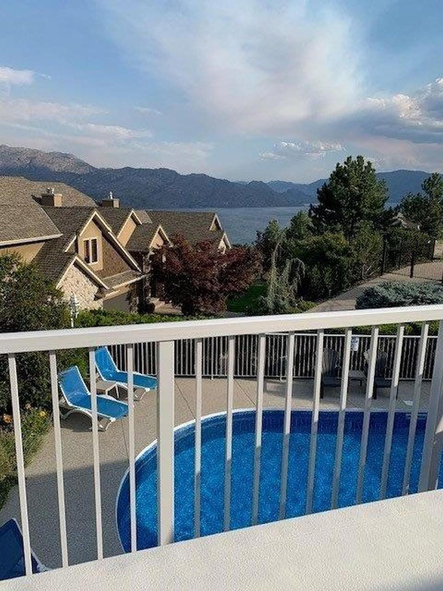 At The Top Of The Hill Peachland Exterior foto